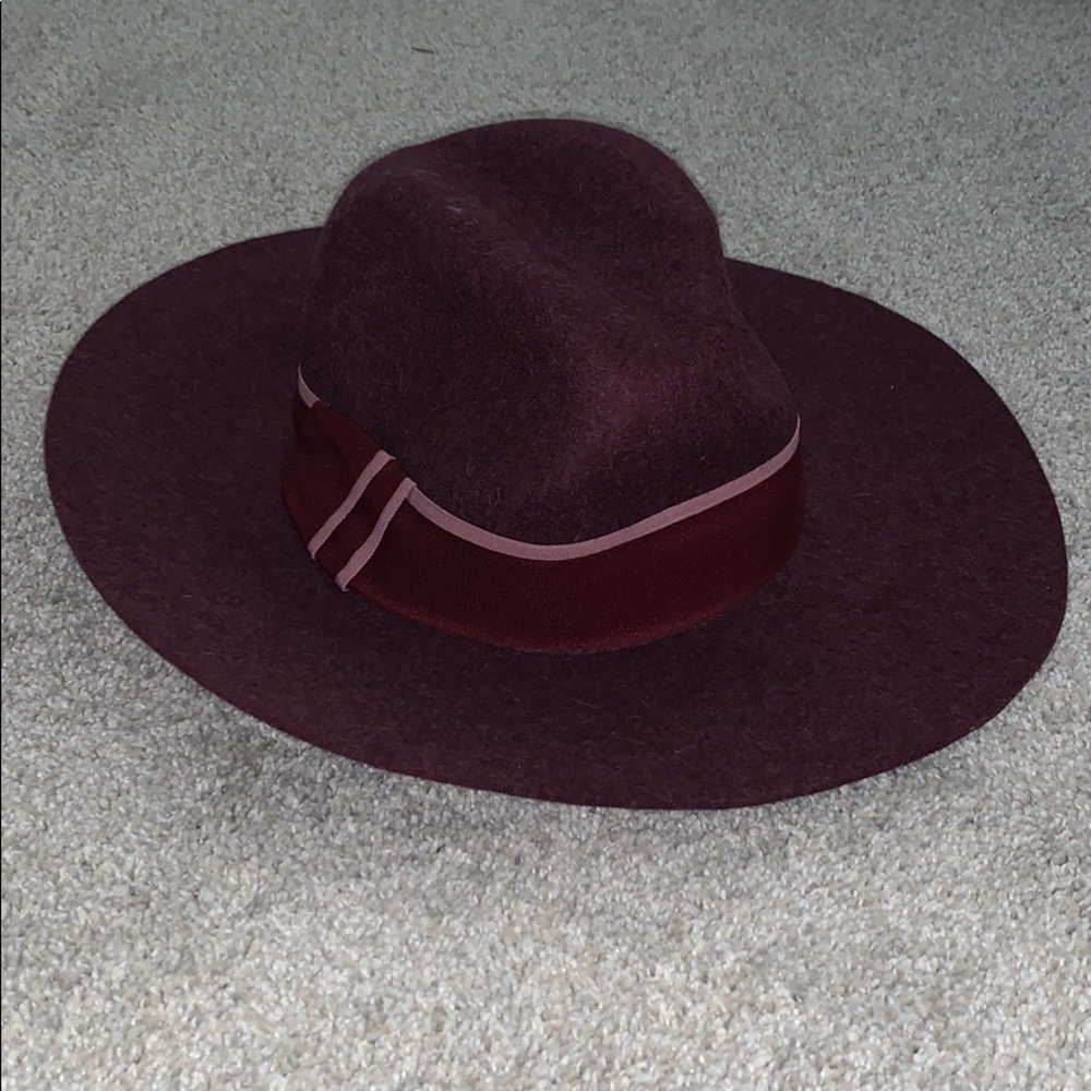 NWT Halogen Burgundy Felt Hat